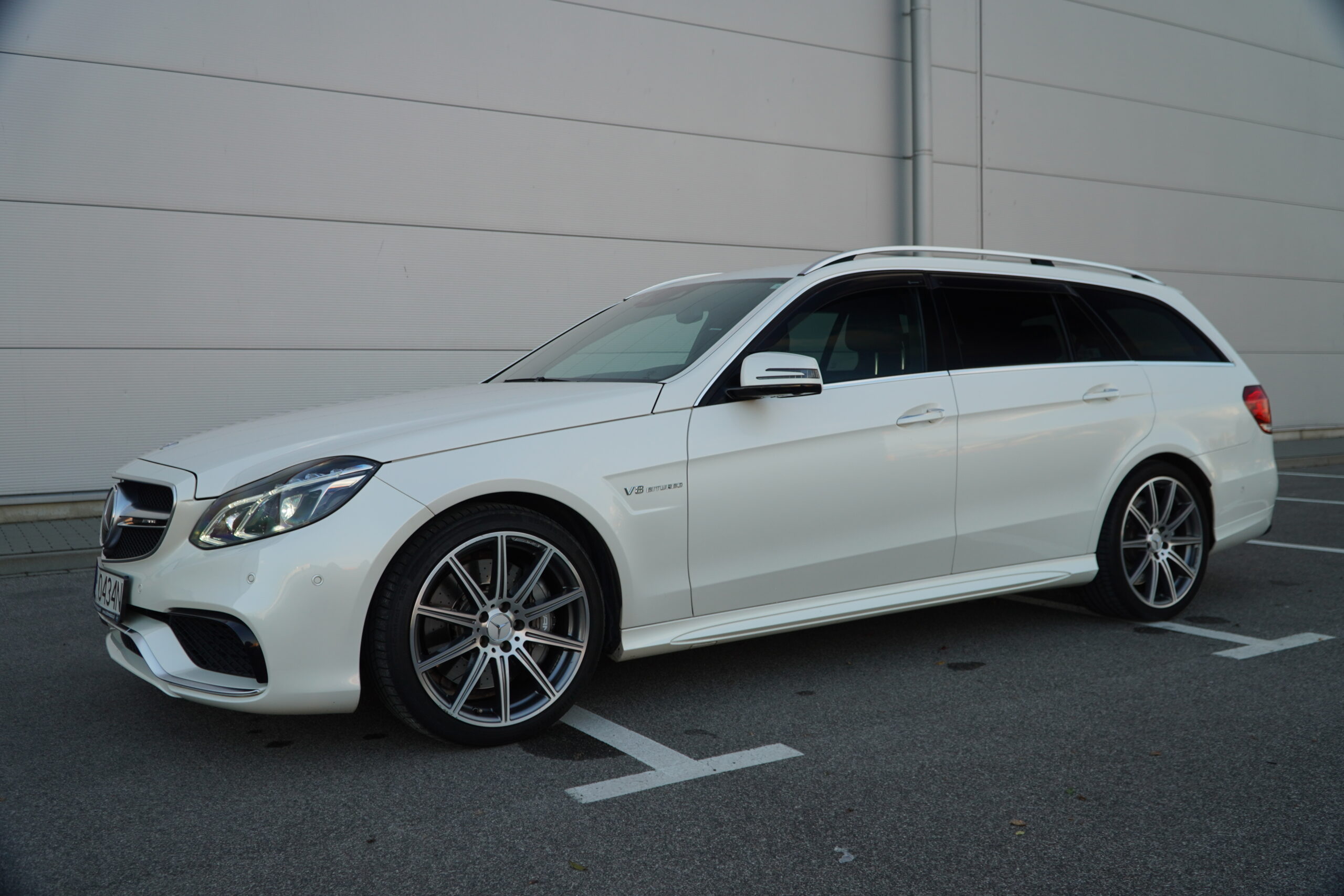 2014 Mercedes E63 AMG 4MATIC TOURING